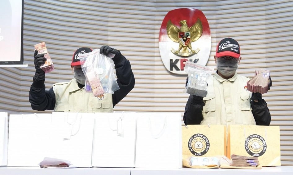 Guru Besar UGM Ungkap Penyebab Utama Banyaknya OTT Kepala Daerah