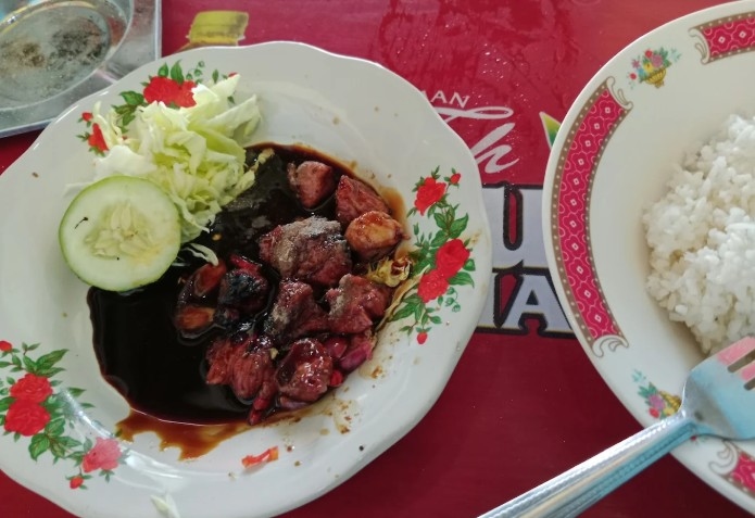 Warung Sate Wedoes Jejeran, Sajikan Sate yang Empuk Bikin Nagih