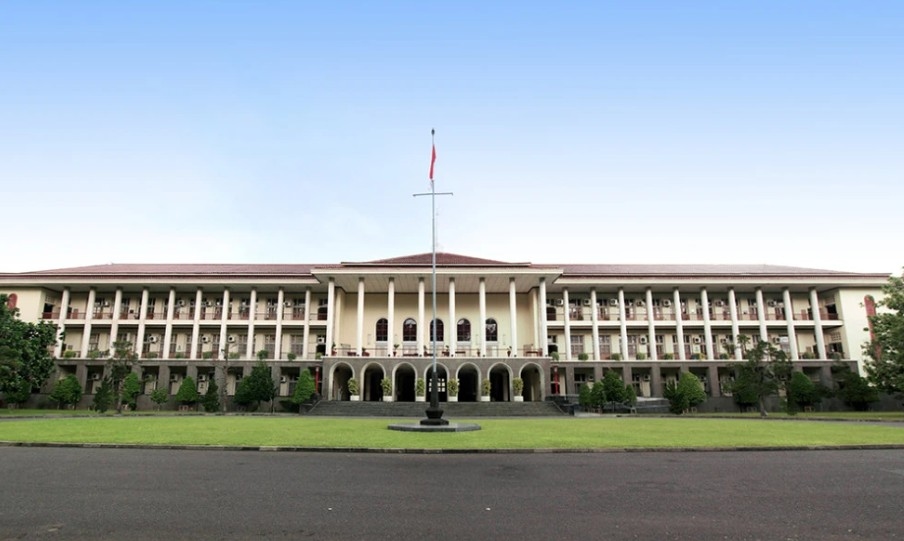 10 PTN Terbaik Indonesia Versi QS World University Rankings 2027, UGM Nomor 2
