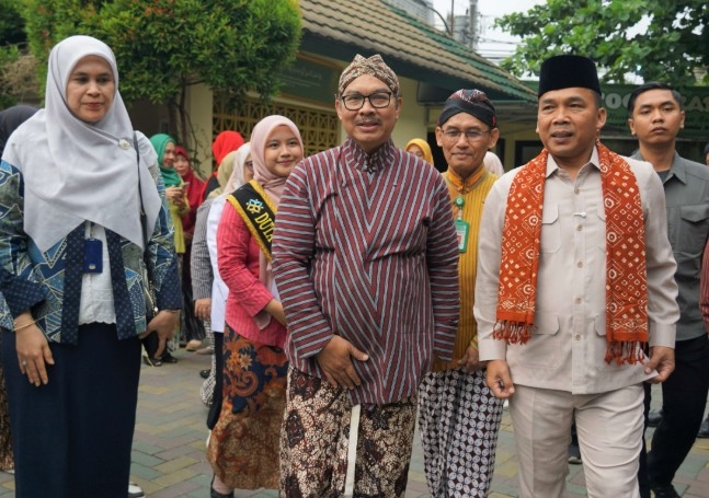 Cerita Wali Kota Jogja Ambil Raport Anaknya yang SMA, Ungkap Dinasihati Guru 