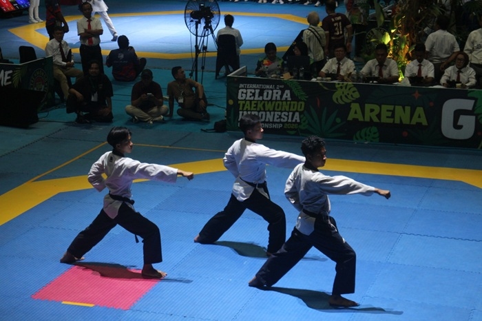 Tanding di Kejuaraan Internasional, UKM Taekwondo UPN Veteran Yogyakarta Sukses Sabet 20 Medali