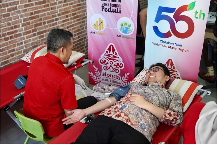 Perayaan HUT ke-56, Astra Motor Gelar Donor Darah di 12 Provinsi