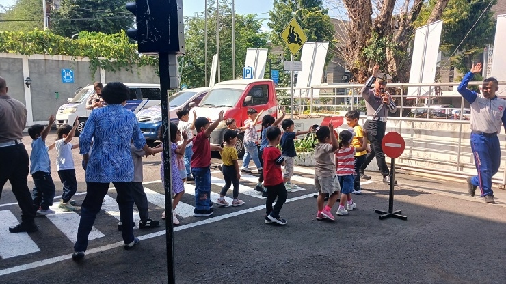 Astra Motor Yogyakarta dan Polda DIY Gelar Edukasi Keselamatan Berkendara Sejak Dini