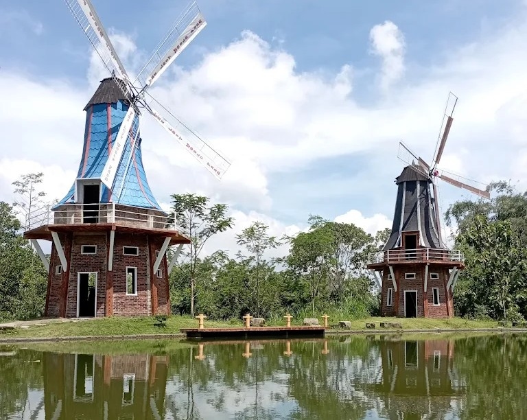  The Lost World Farm: Tempat Peternakan Ala-ala  Belanda yang Ada di Sleman