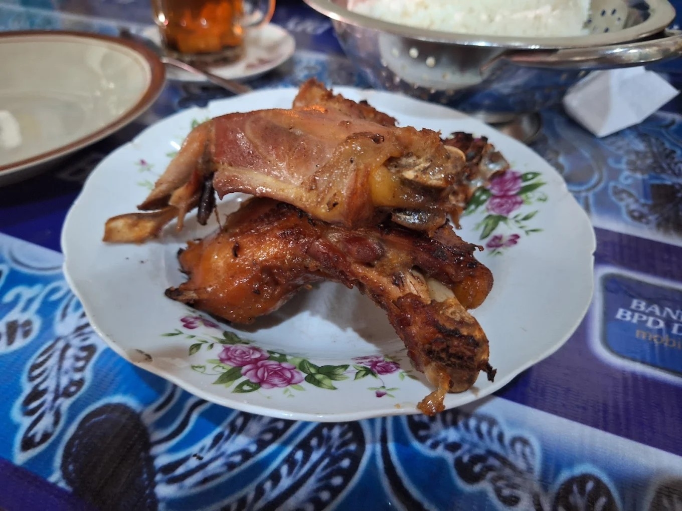 Ayam Goreng Mbok Tumbu, Cita Rasa Kuliner Legendaris Ayam Goreng yang Sudah Ada Sejak 1962