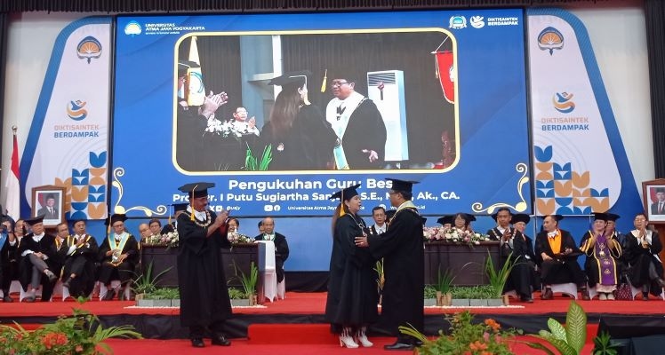 Angkat Isu Kepemilikan Ultimate Sektor Non Perbankan, Antar Prof I Putu Jadi Guru Besar UAJY