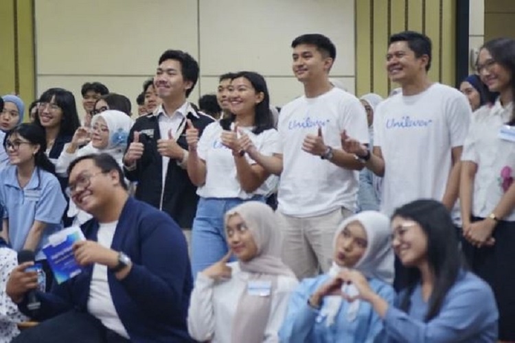 Di UGM, Presdir Unilever Indonesia Ungkap Rahasia Sukses Berkarier di Dunia Kerja Saat Ini