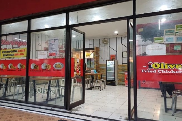 Gak Ada Parkir, Olive Chicken Glagahsari Diberi Nillai Sempurna oleh Pelanggan