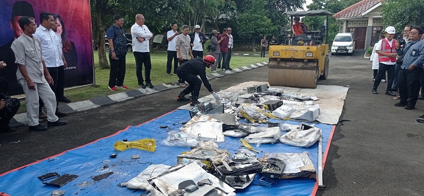 Komdigi Musnahkan 75 Alat Perangkat Telekomunikasi Ilegal Dari DIY-Jateng