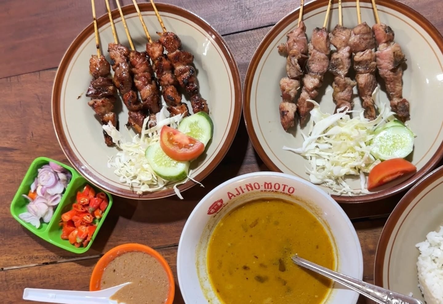 Sate Kambing Ngaglik, Menunya Lengkap, Ada Sate, Tongseng, dan Gulai