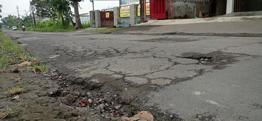 Anggaran Terbatas, Bagaimana dengan Perbaikan 378 Km Jalan Rusak di Sleman?