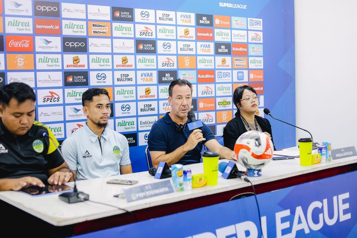 Kalah 1-2 dari Borneo, Pelatih PSIM Van Gastel: Kami Bermain Bagus