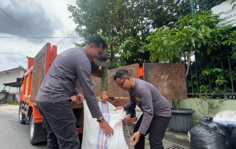 Mengenal Jumilah yang Bikin Kota Jogja Bersih dari Sampah