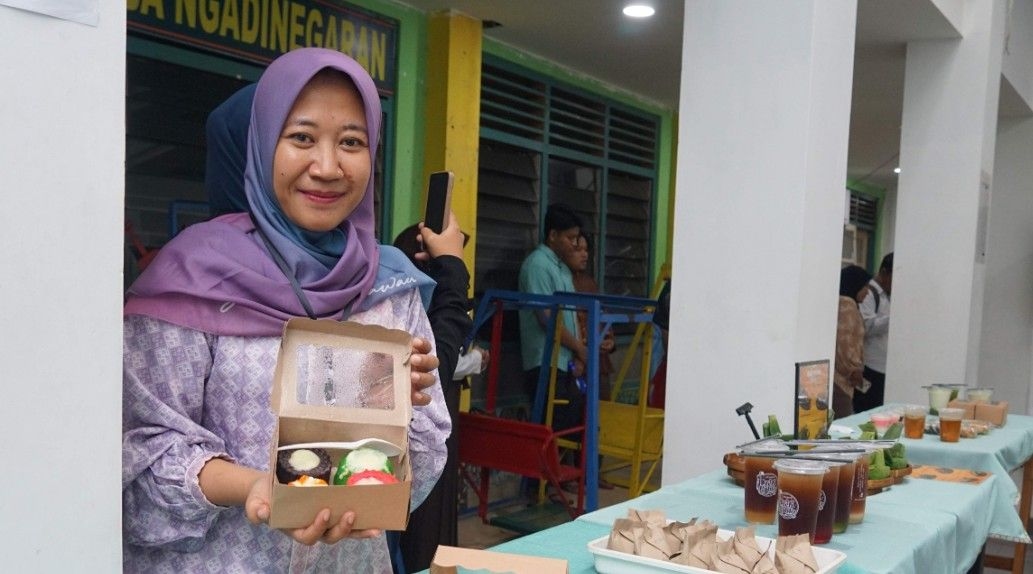 Berburu Takjil di Pasar Ramadhan Masjid Ngadinegaran, Banyak Jajanan Hits Kreasi Anak Muda