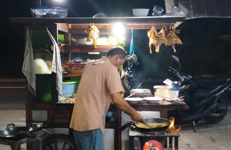 Bakmi Jowo Pak Roto, Cita Rasa Kuliner Tradisional yang Khas dan Otentik