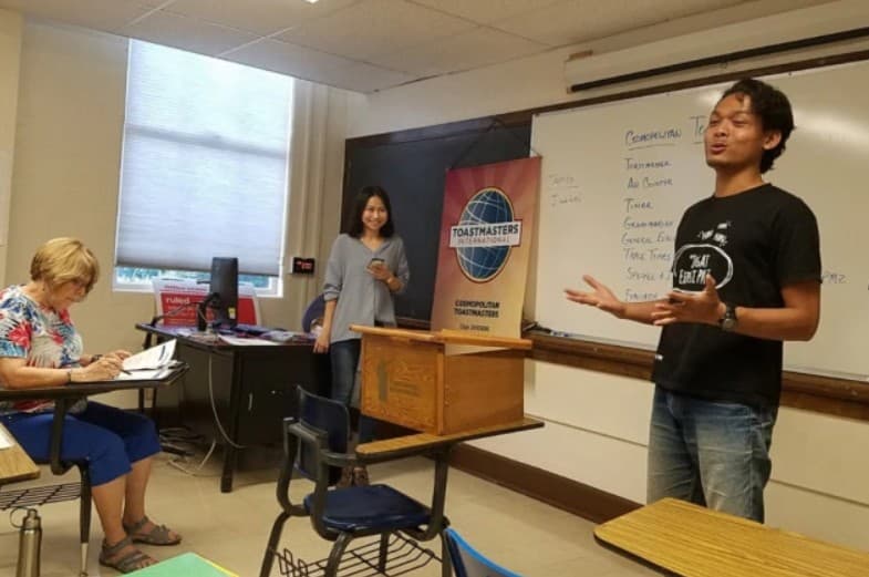 Kisah Ahmad Rif'an Lulusan UGM, Ditentang Kuliah karena Miskin, Kini Tempuh Doktoral di Kampus Ternama Eropa