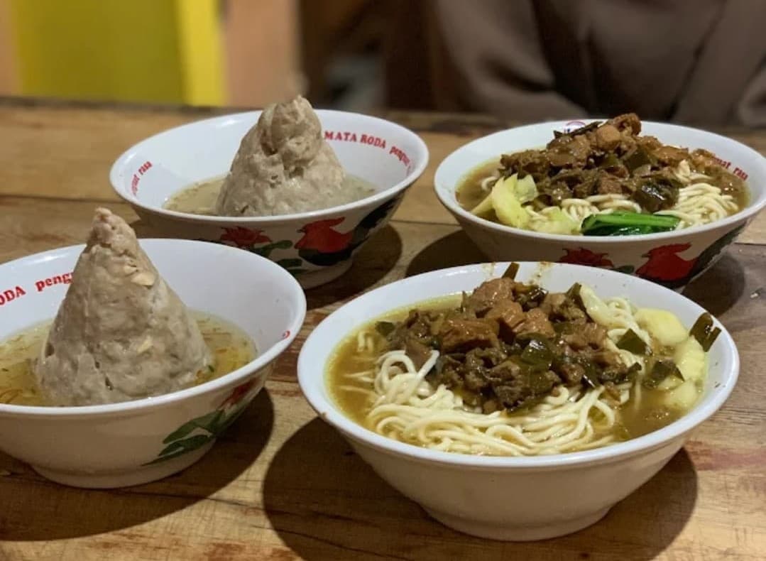 Mie Ayam Bakso Pak Sulis, Kuliner Mie Ayam Legendaris dan Populer di Sleman
