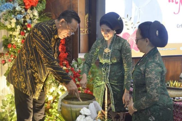Menyingkap Tradisi Mitoni Adat Jawa, Dijadikan Program Pemkot Jogja Mencegah Stunting