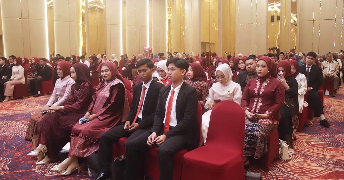 72 Mahasiswa Hukum UM Pontianak Yudisium, Tiga Lulusan Raih IPK Tertinggi