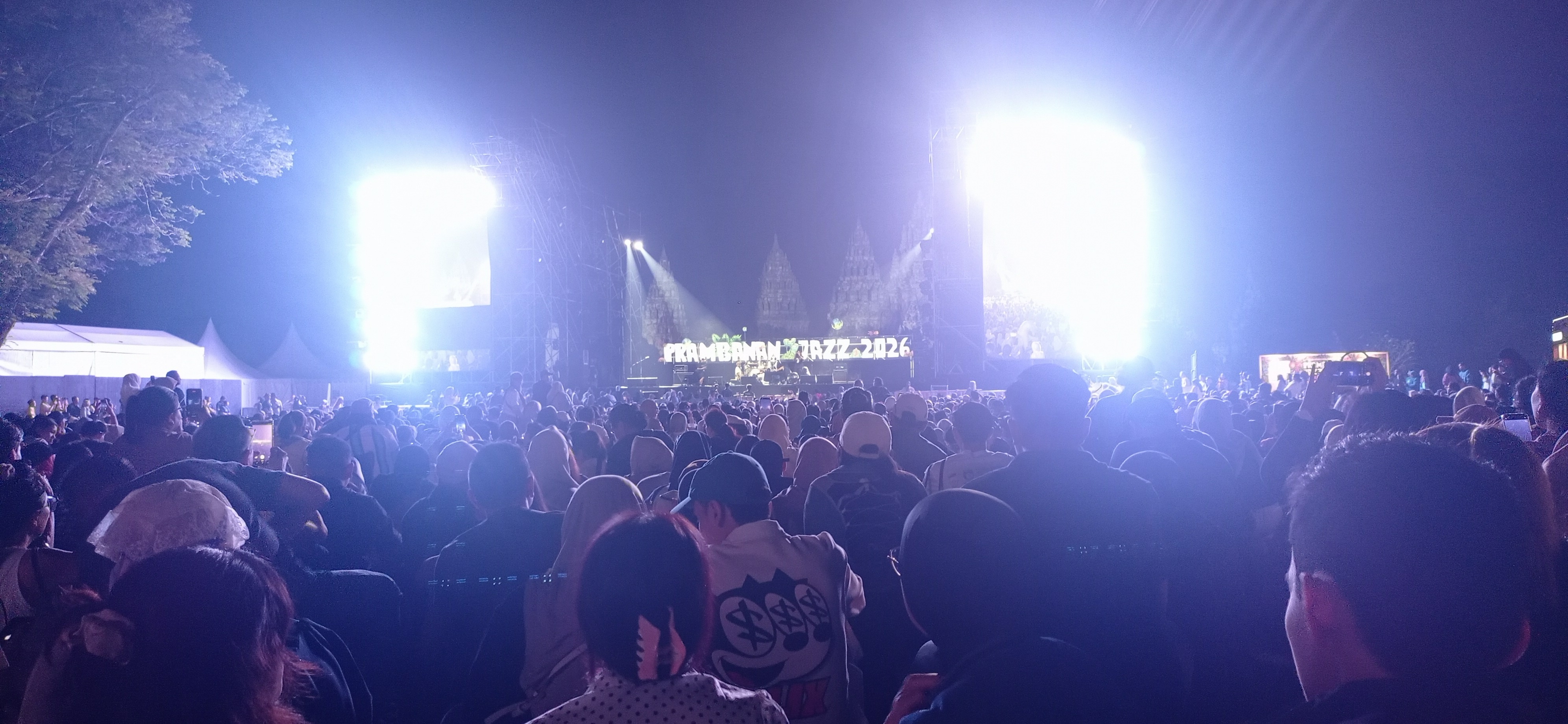 Tampil di Hari Kedua Prambanan Jazz 2026, Penampilan Gigi Sempat Break Adzan Isya