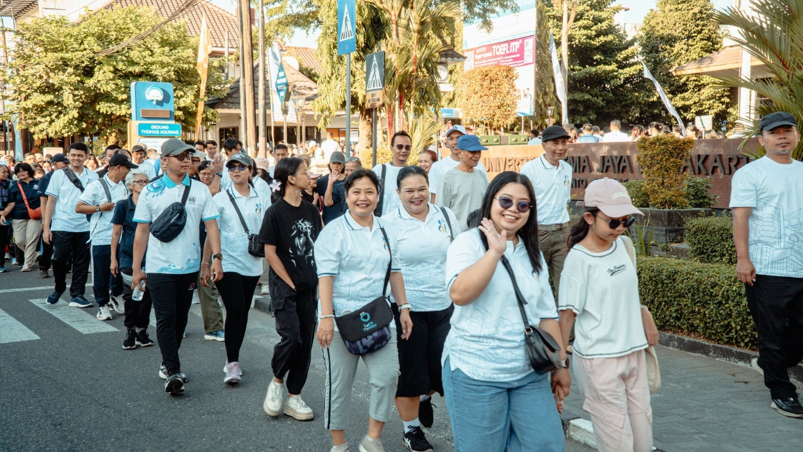 UAJY Gelar Jalan Sehat, Sambut Dies Natalis Ke-61