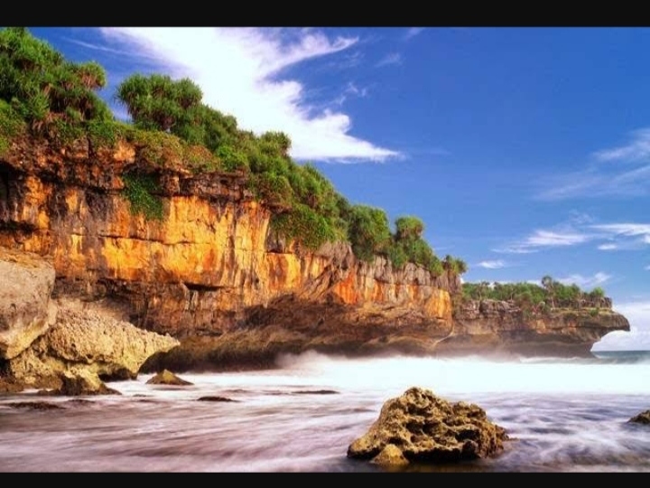 Pantai Torohudan, Surga Tersembunyi di Gunungkidul yang Masih Alami dan Sepi