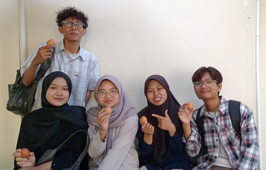 Unik, Mahasiswa Peternakan UGM Dapat Jatah Telur Ayam saat Masa Ujian