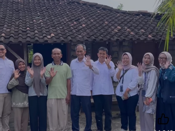 Kisah Rofidah, Anak Sopir Truk Jerami yang Lolos UGM dengan Beasiswa Full UKT