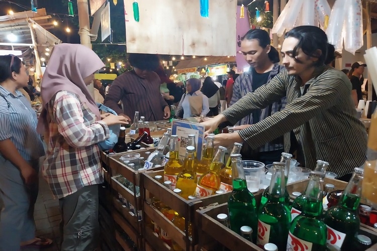 Menikmati Es Limun Jadul di Pasar Kangen Jogja
