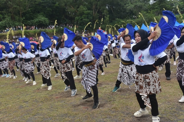 Seribu Warga Hargobinangun Sleman Menari Bersama Meriahkan Festival Budaya Lereng Merapi