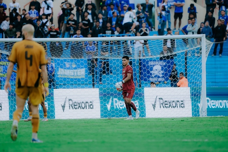 Persija vs PSIM: Upaya Manajemen Gagal, PSIM Tak Bisa Mainkan Cahya dan Raka Cahyana