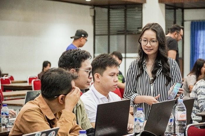 Departemen Informatika UAJY dan BlockDevID Rangkul Komunitas Tuli dan Dengan dalam Workshop Blockchain & Web3 Development